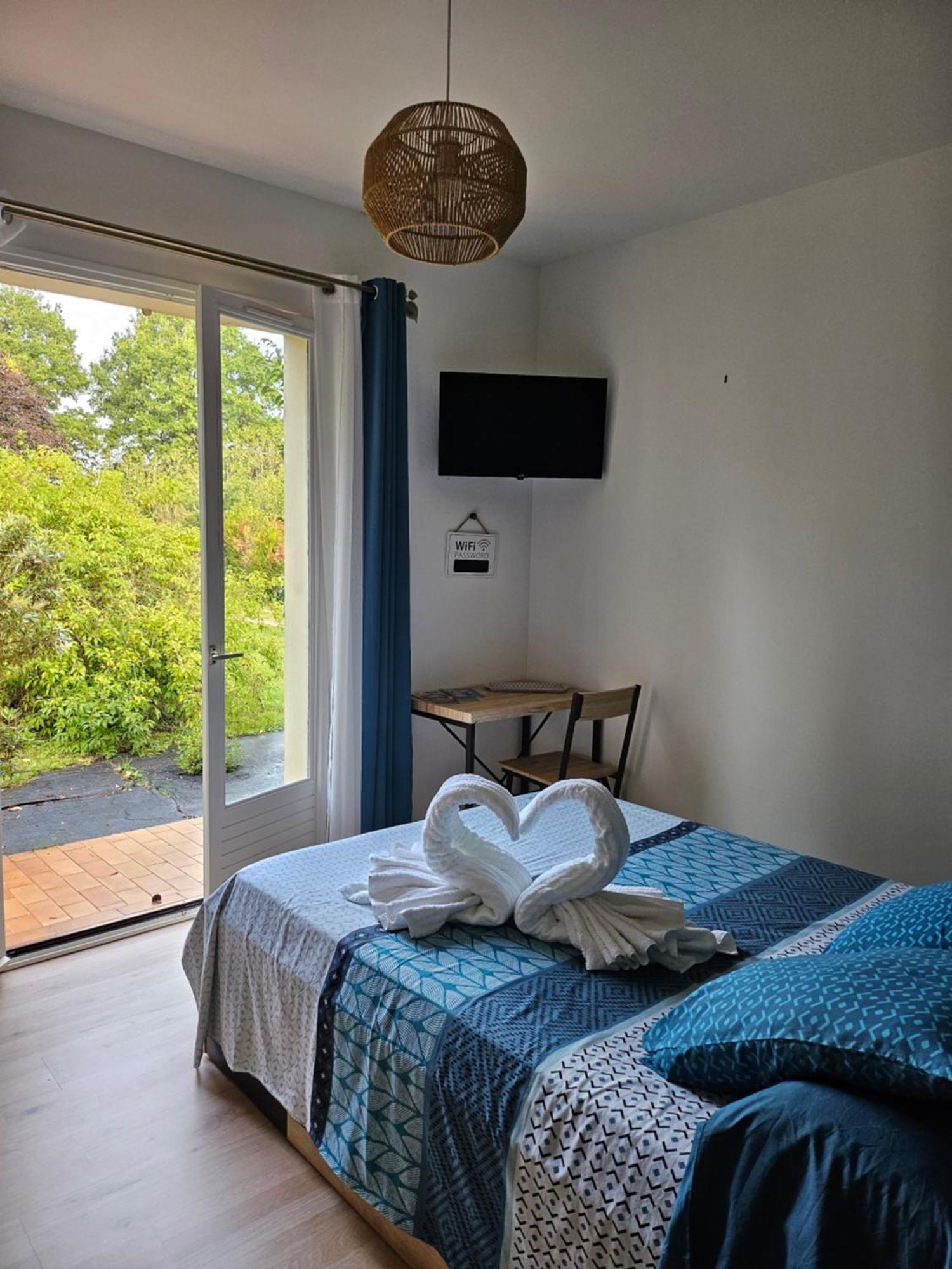 Les Chambres D'Estelle Guécélard Zimmer foto